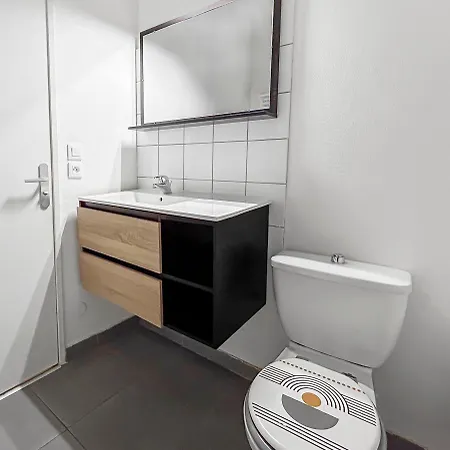 Lumineux Proche De La Gare Straatsburg