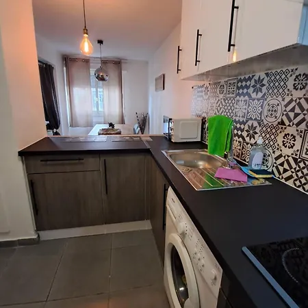 Lumineux Proche De La Gare Apartment