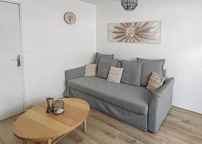 Lumineux Proche De La Gare Strasburg