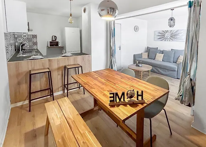 Lumineux Proche De La Gare *