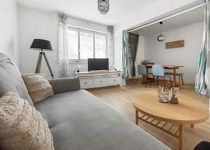 Lumineux Proche De La Gare