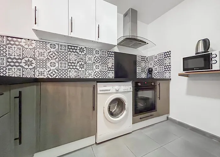 Lumineux Proche De La Gare Apartament