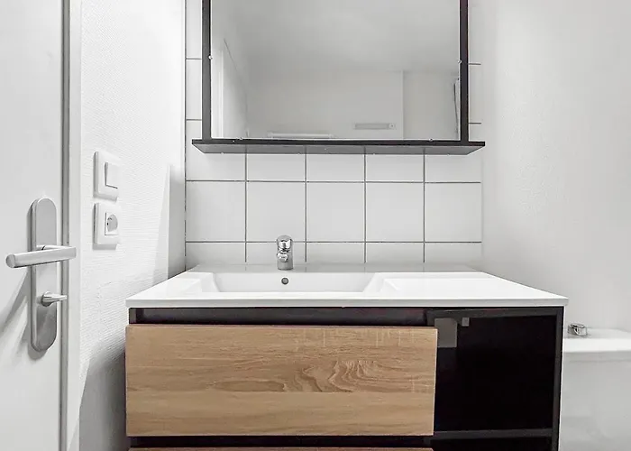 Lumineux Proche De La Gare