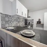 Lumineux Proche De La Gare Apartamento